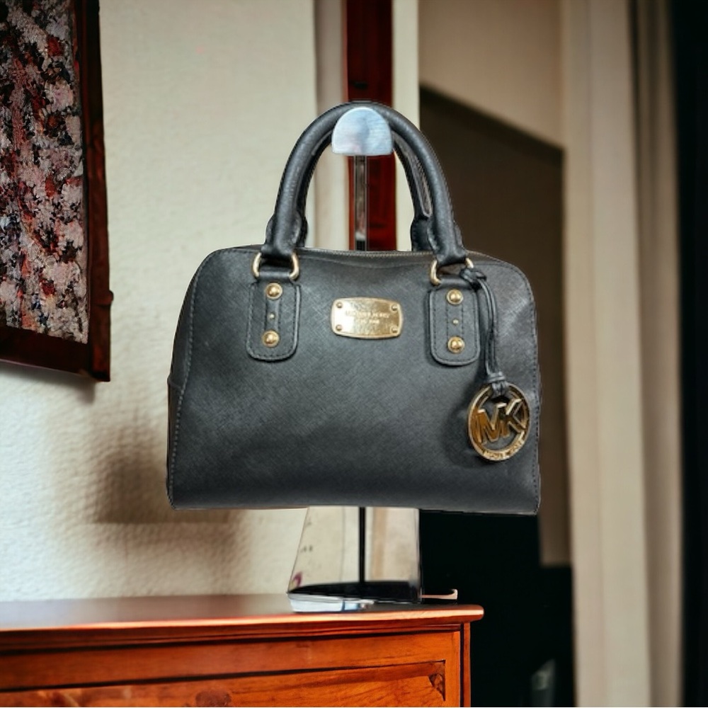Michael Kors Saffiano Ayden Black Leather Satchel Handbag Excellent Condition - Picture 3 of 17